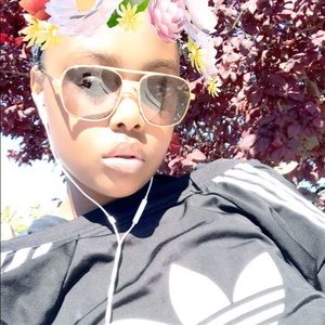 Meet your Posher, Jonae